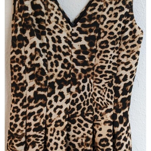 VINCE CAMUTO Animal Print V-Neck Sleeveless Fit & Flare Occasion/Party Dress 8 - Picture 6 of 13